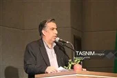 تجلیل از نویسنده کتاب خرمانخورده تجلیل از نویسنده کتاب خرمانخورده
