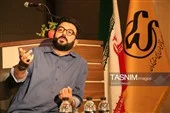 نمای کلی سن و جایگاه مجری در تالار فرهنگ و هنر کرمان نمای کلی سن و جایگاه مجری در تالار فرهنگ و هنر کرمان