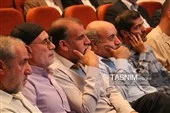 حامد عسکری مجری مراسم رونمایی کتاب خرمانخورده حامد عسکری مجری مراسم رونمایی کتاب خرمانخورده