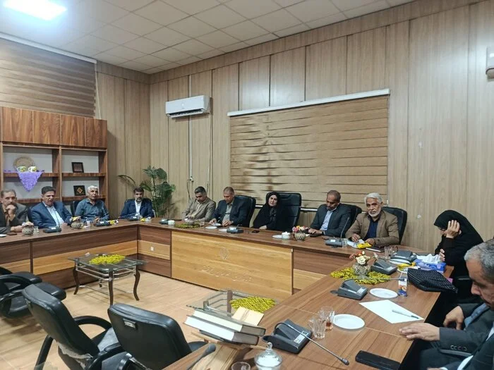 نشست هماهنگی یادواره شهدای جبالبارز در فرمانداری جیرفت نشست هماهنگی یادواره شهدای جبالبارز در فرمانداری جیرفت