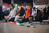 تجدید بیعت با ولایت در تجمع شبانه مردم کرمان تجدید بیعت با ولایت در تجمع شبانه مردم کرمان