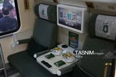 بازدید مسئولان راه‌آهن از قطار پنج ستاره کرمان مشهد