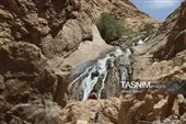 محیط آرامش‌بخش و بوم‌گردی آبشار فیض‌آباد راور