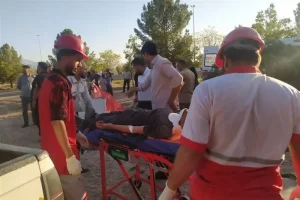 واژگونی وانت مزدا در هفت‌باغ کرمان