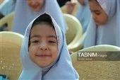 استقبال معلمان از محصلان در رویداد بازگشایی مدارس کرمان استقبال معلمان از محصلان در رویداد بازگشایی مدارس کرمان