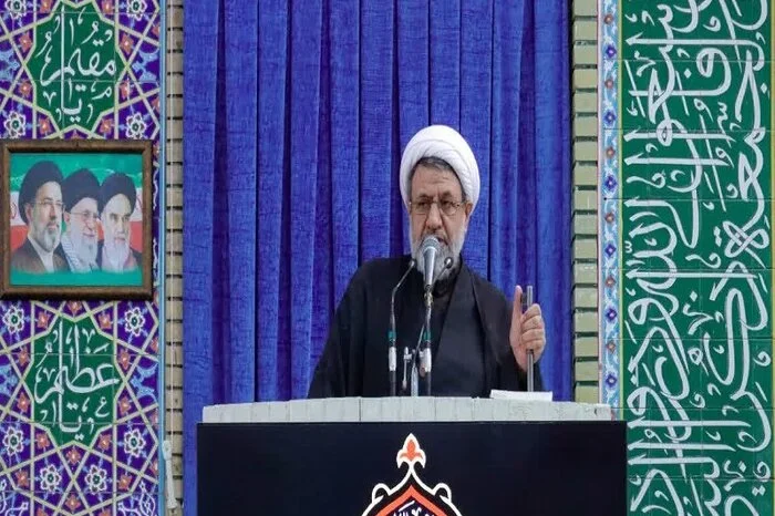 سخنرانی امام جمعه کرمان درباره مواضع رئیس‌جمهور در سازمان ملل