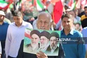 رژه یگان‌های واکنش سریع در رزمایش جانفدای ایران در کرمان