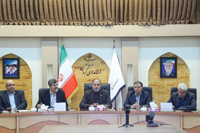 جلسه کارگروه ارتقای فرهنگ محیط زیست استان کرمان