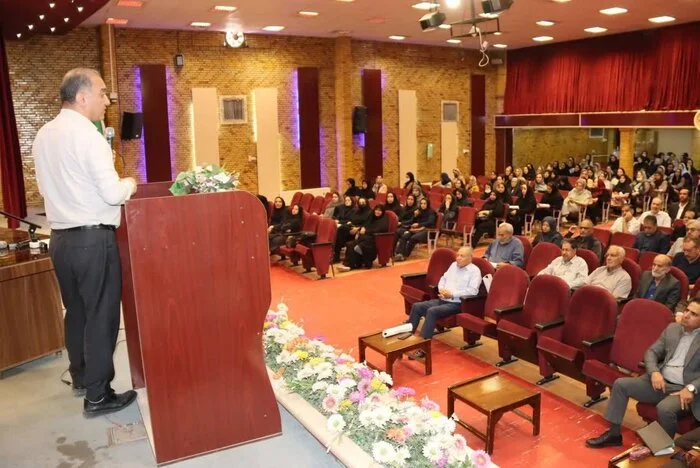 همایش پیشگیری از مسمومیت کودکان با متادون در دانشگاه علوم پزشکی کرمان