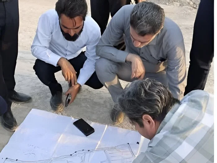 آسفالت و آماده‌سازی سایت مسکونی کهنوج در جنوب کرمان