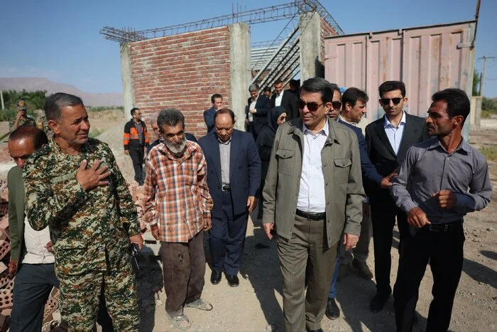 بازدید میدانی استاندار کرمان از روستاهای نسک و حرمک گلباف